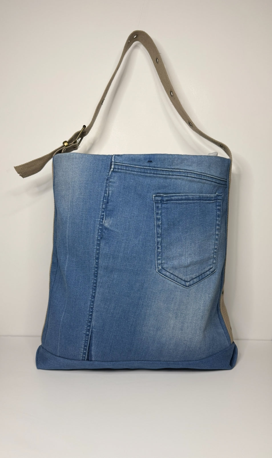 Victoria Medium Structured Tote Bag 100 % Cotton Blue & Blue