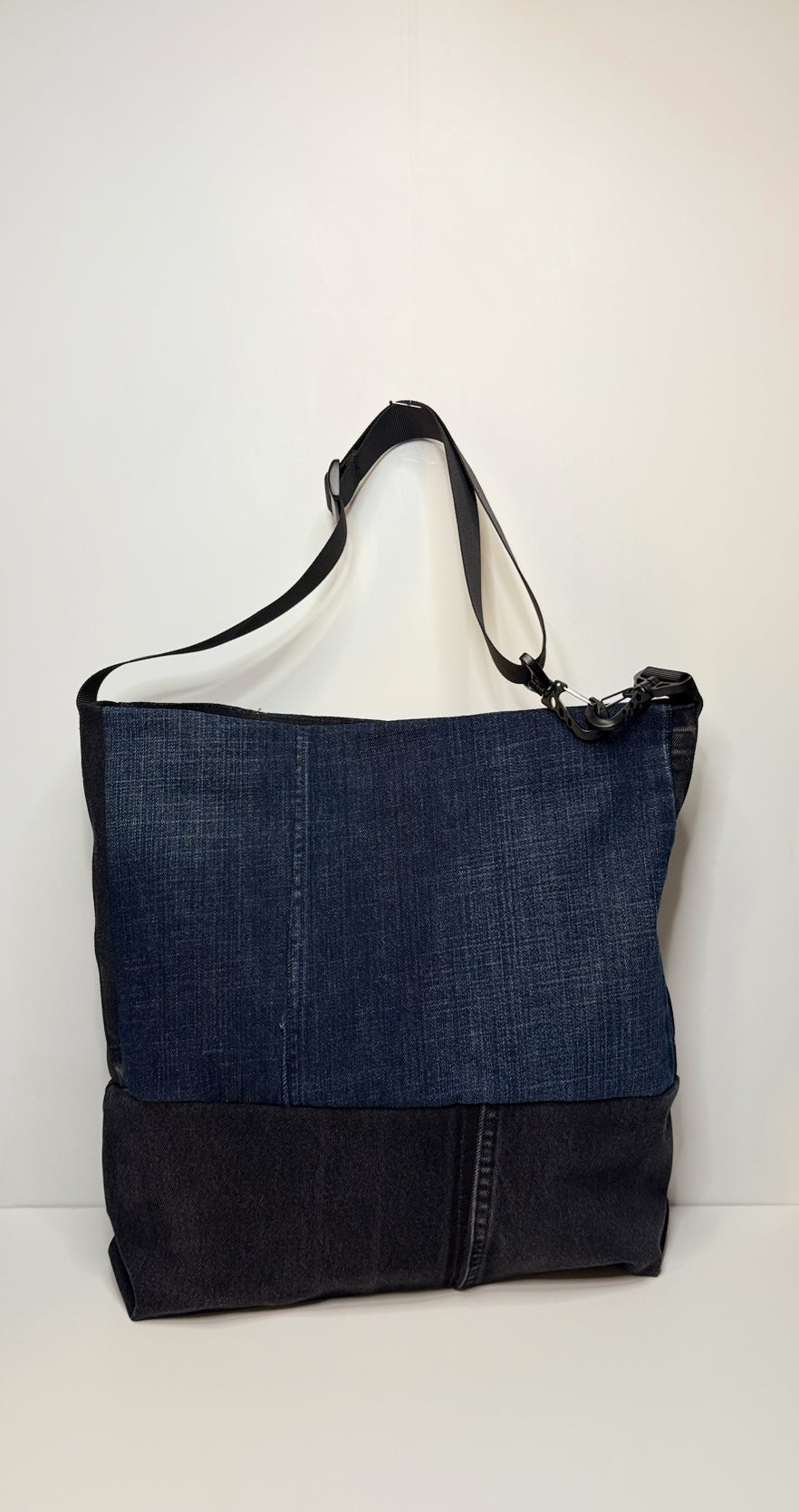 Victoria Medium Structured Tote Bag Denim Navy Blue & Black