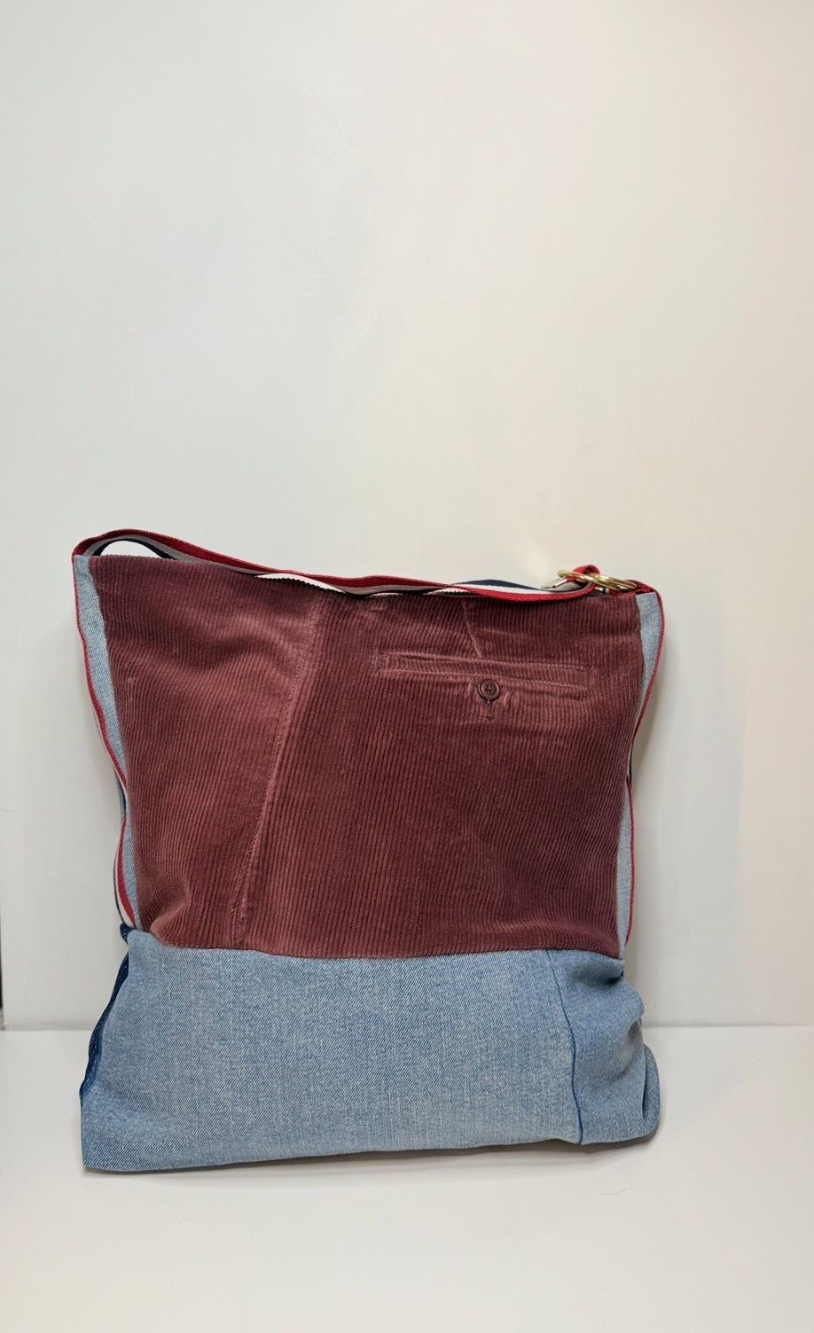 Victoria Medium Structured Tote Bag Corduroy Wine & Blue
